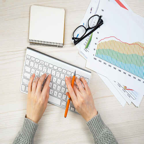 Workday Finance R2R Online on Journal and Ledger Behaviour